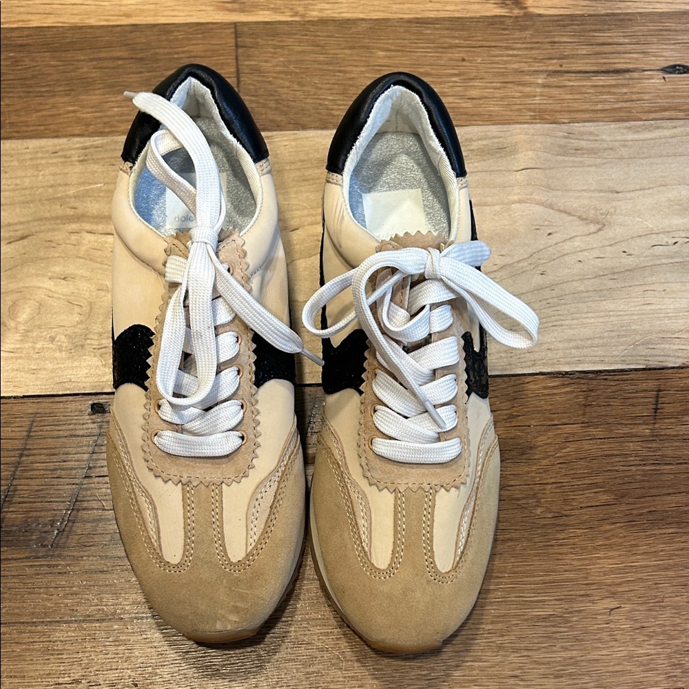 Dolce Vita Beige and Black Athletic Shoes 7 NWOT